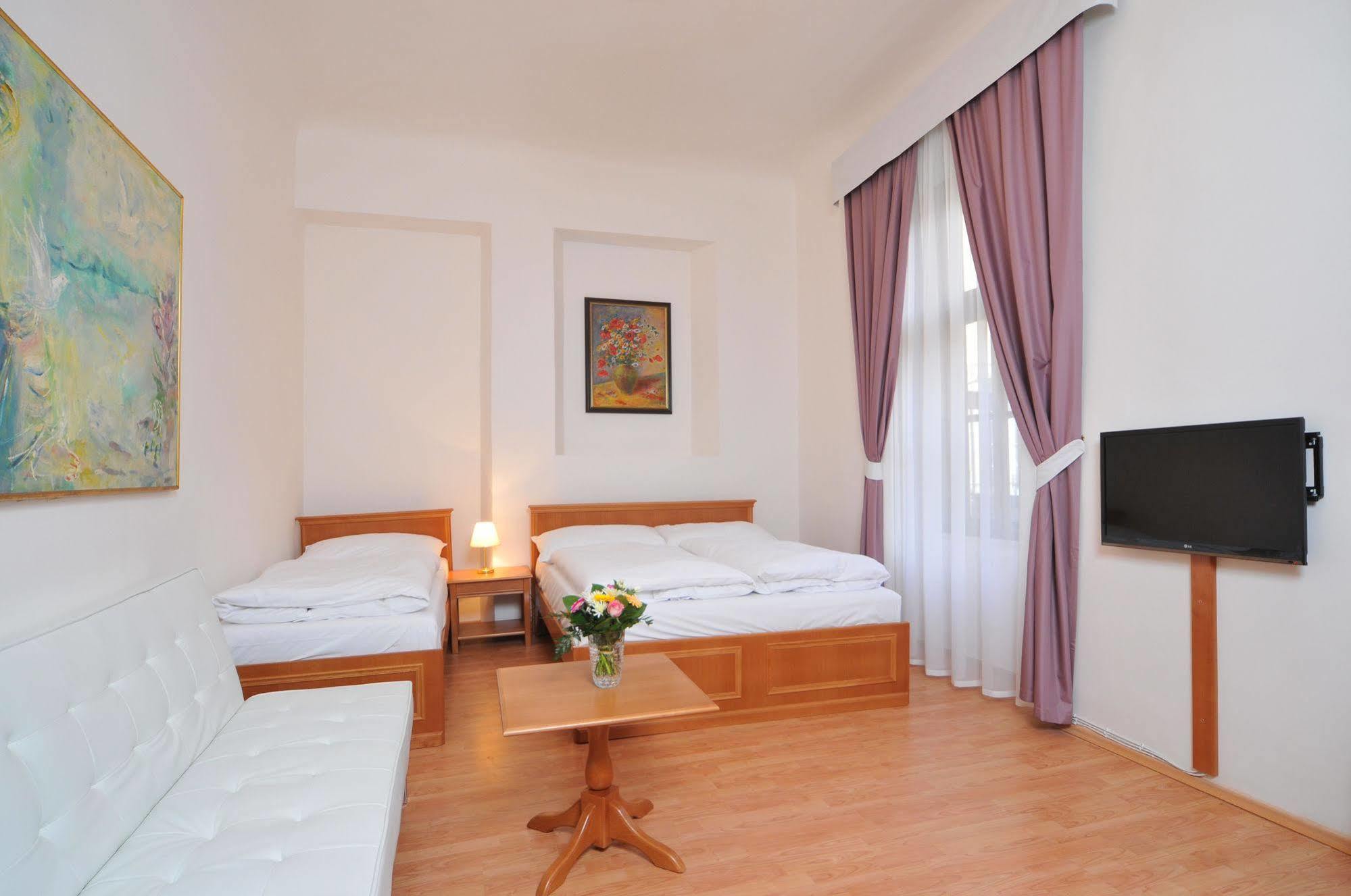 Prague Boutique Residence Екстериор снимка